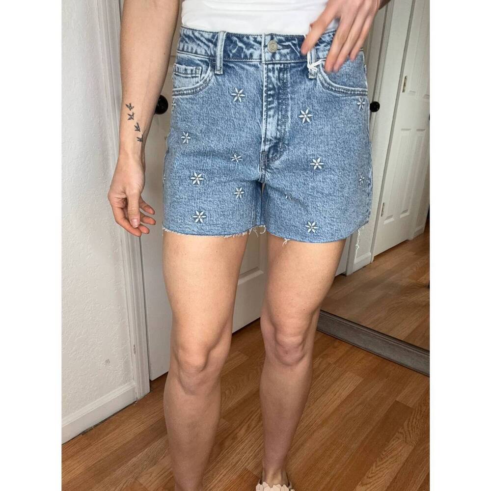 NEW LOVERVET daisy denim shorts in blue
